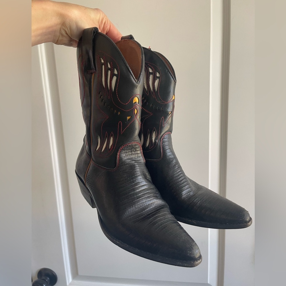 Vintage Flings Butterfly Western Leather Boot - 9